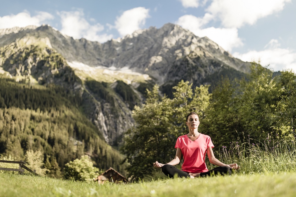 Vitalpina® Hotels Südtirol/Alto Adige: Yoga, Meditazione, Forest Bathing 